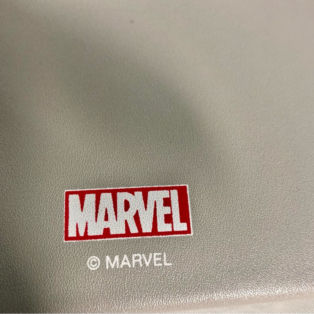 Marvel Gray Wristlet Red Strap Logo Clutch Bag Pouch NWT - Picture 6 of 12